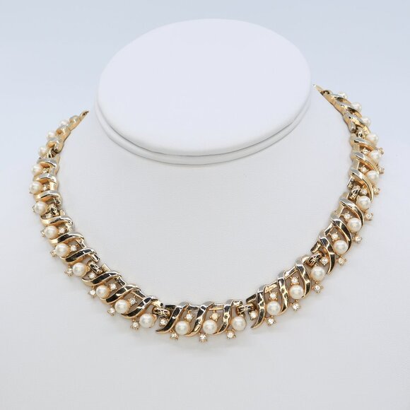 Vintage Crown Trifari Stonybrook Simulated Pearl and Rhinestone Necklace 1950s - Picture 1 of 8